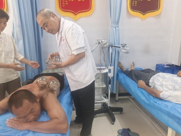 欧皇证券 守护健康  “医”靠中医——萧县新庄镇中心卫生院庆祝 《中医药法》实施八周年 _大皖新闻 | 安徽网
